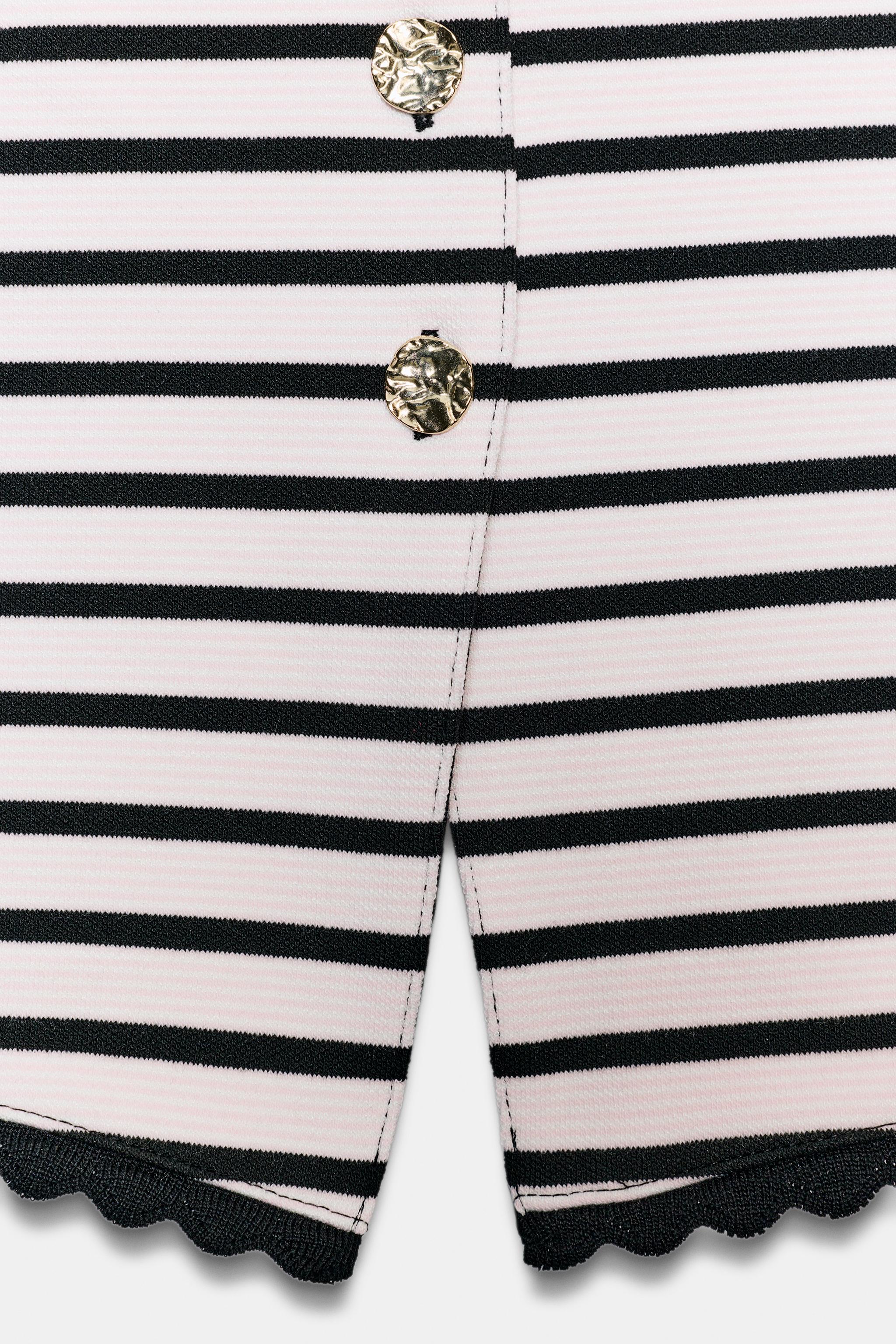 STRIPED BUTTON VEST TOP